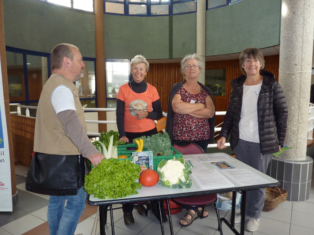 Le stand des Paniers de la Pierre aux Fées