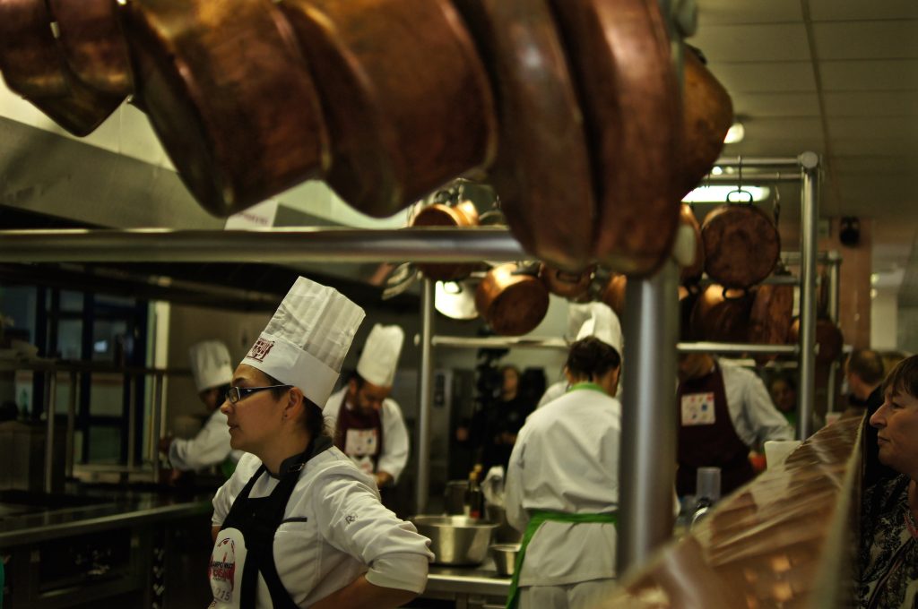 Effervescence dans la cuisine